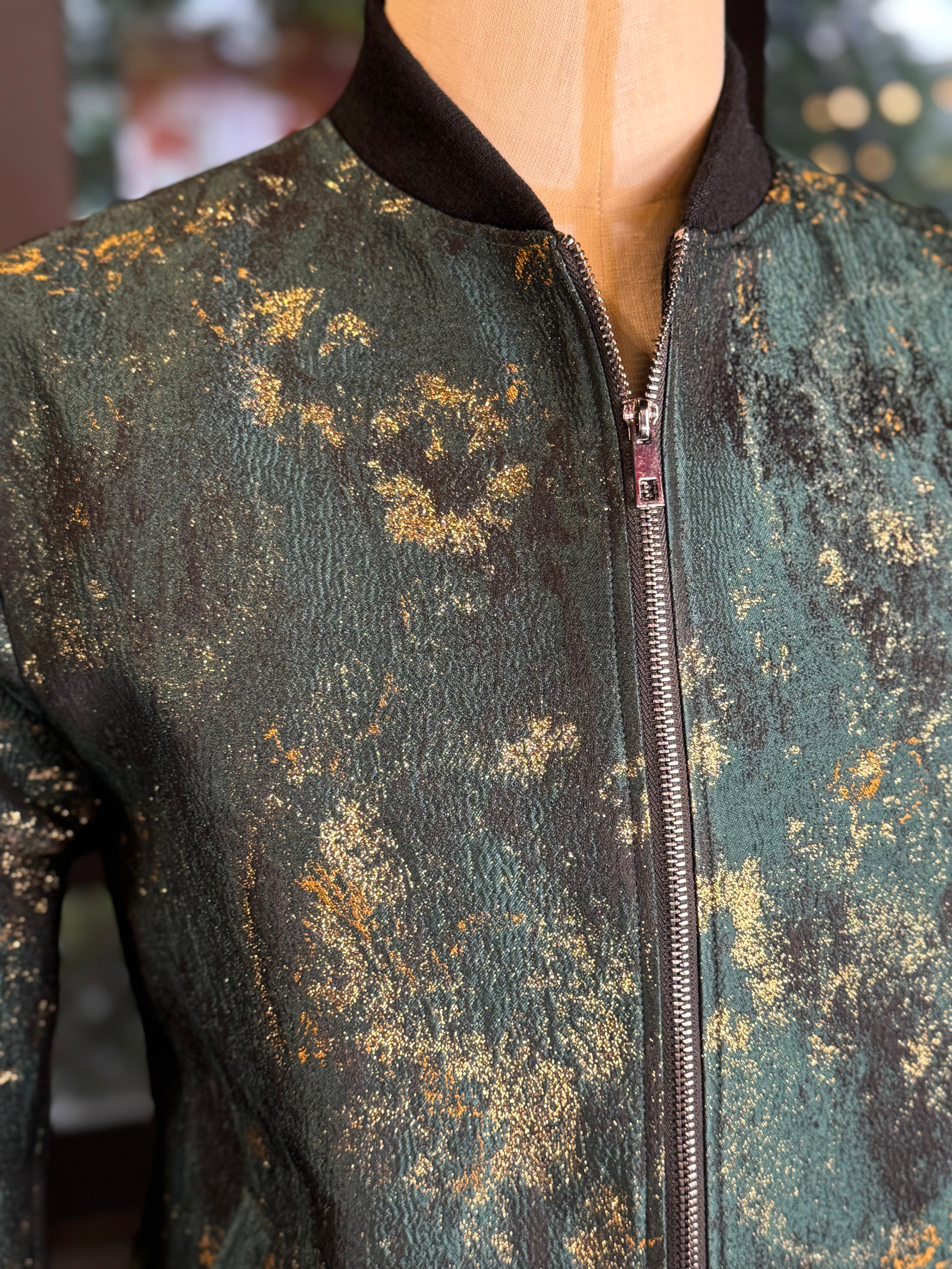 Bomber camuflaje abstracto