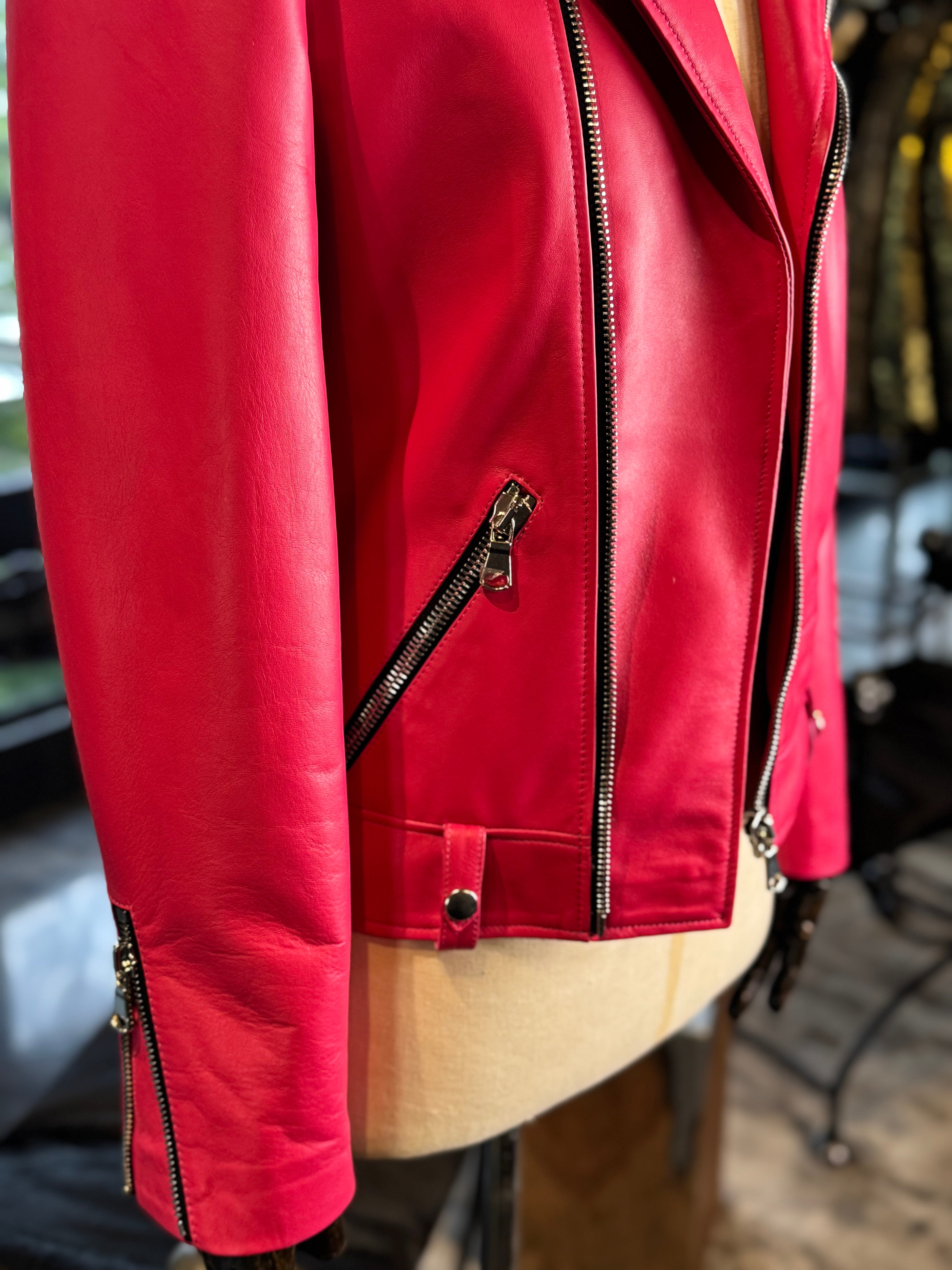 Chamarra piel fucsia