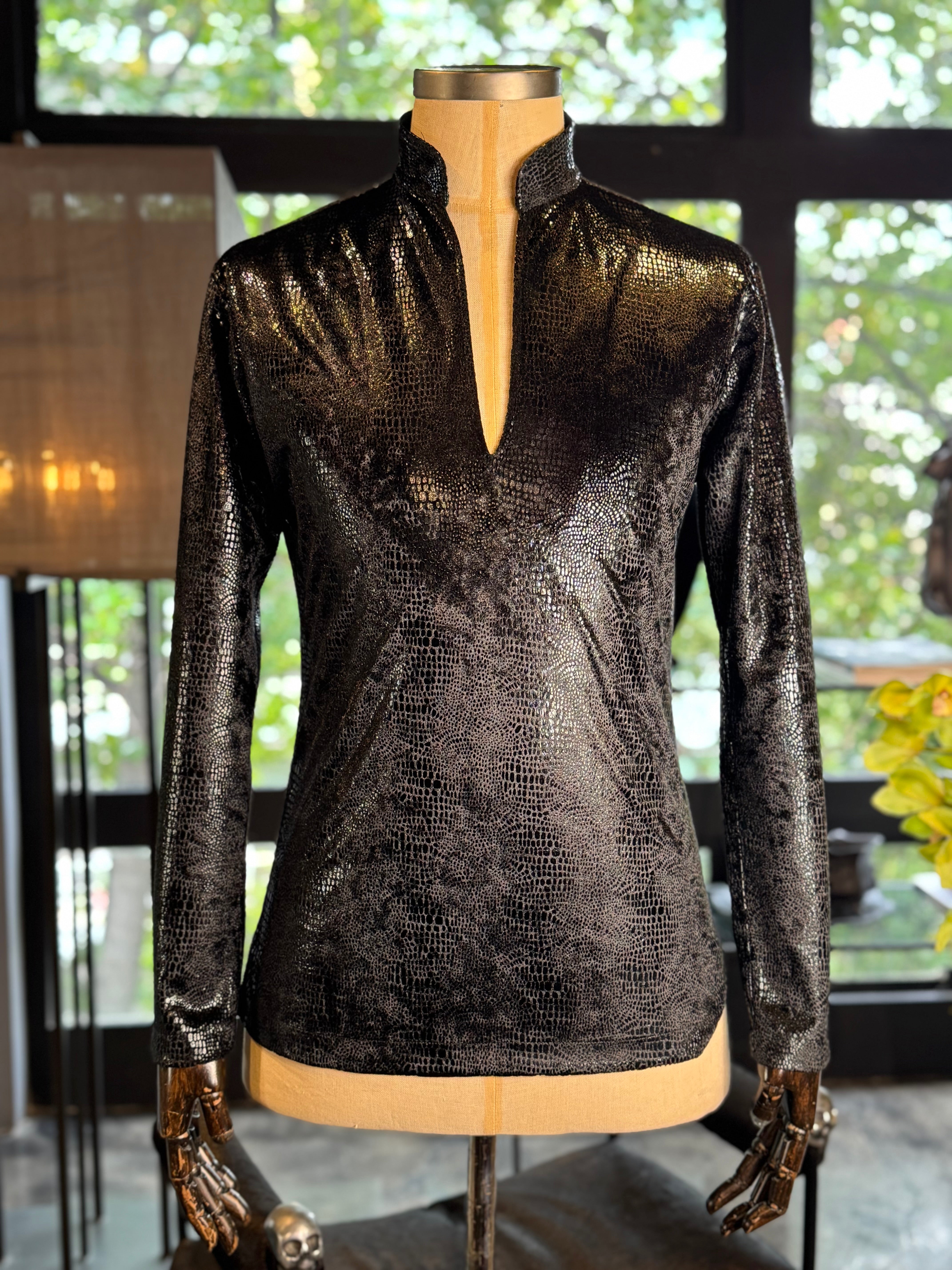 Túnica terciopelo reptil