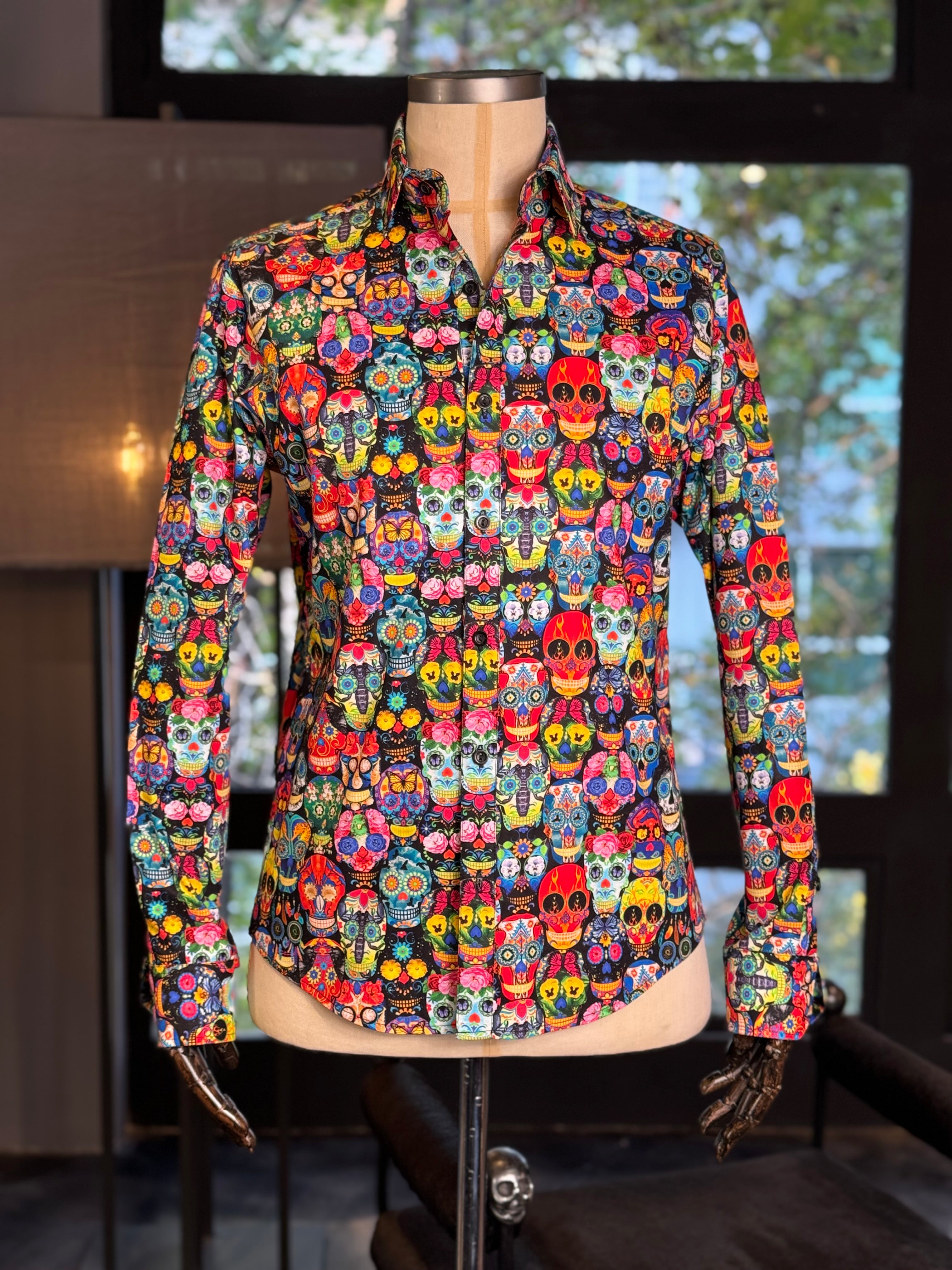 Camisa calaveras multicolor