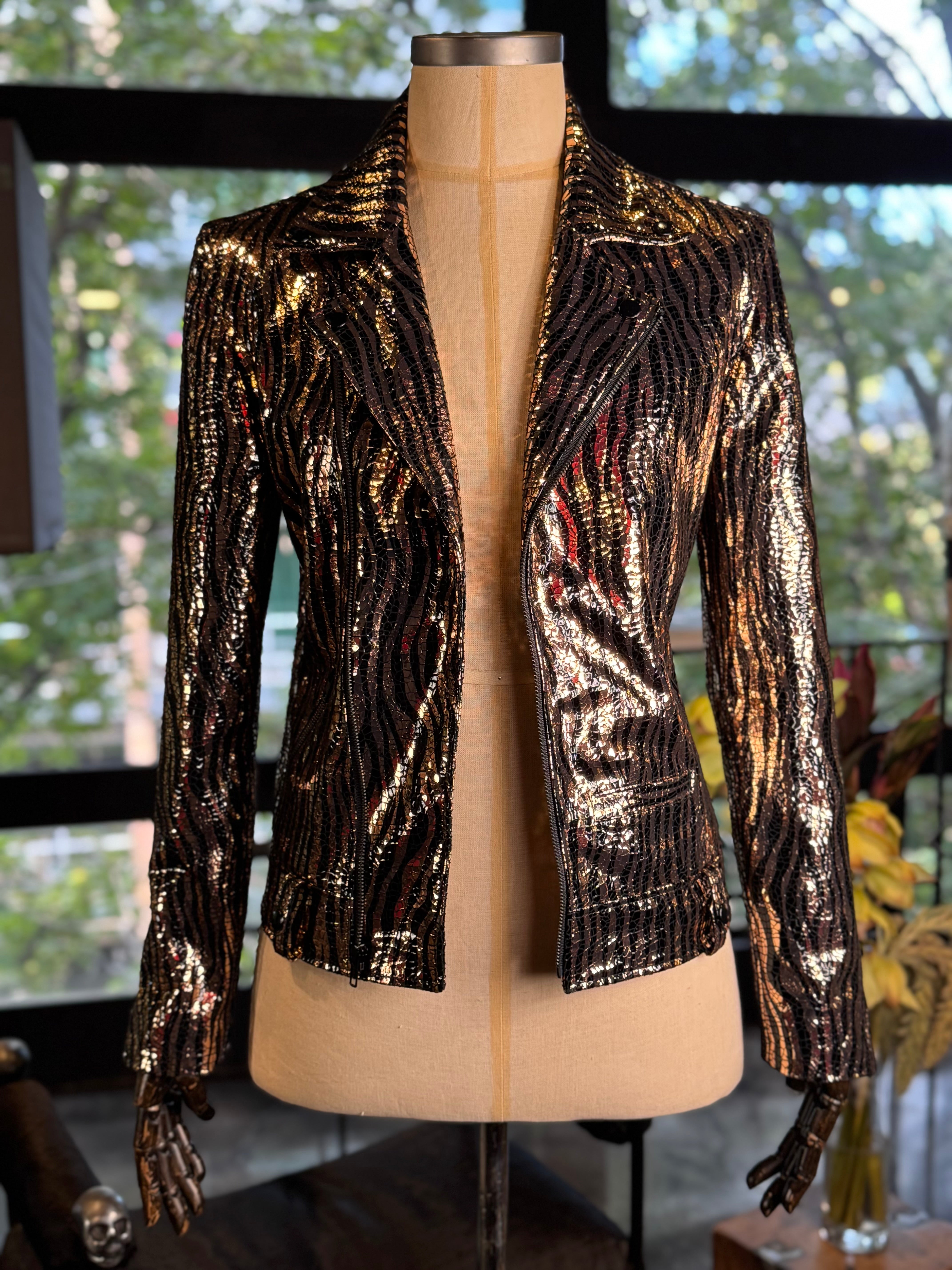 Chamarra cebra dorada