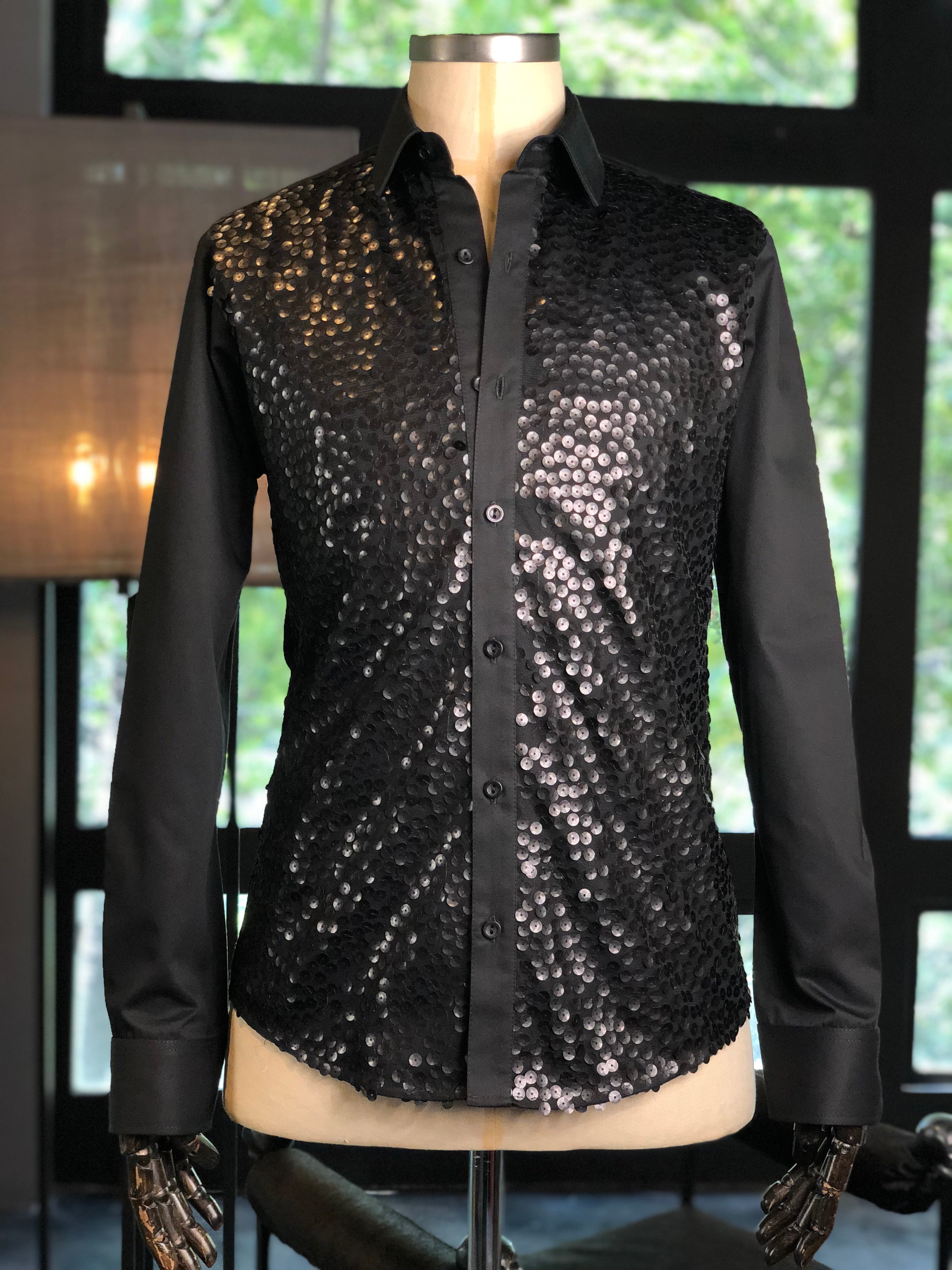 Camisa negra conchas