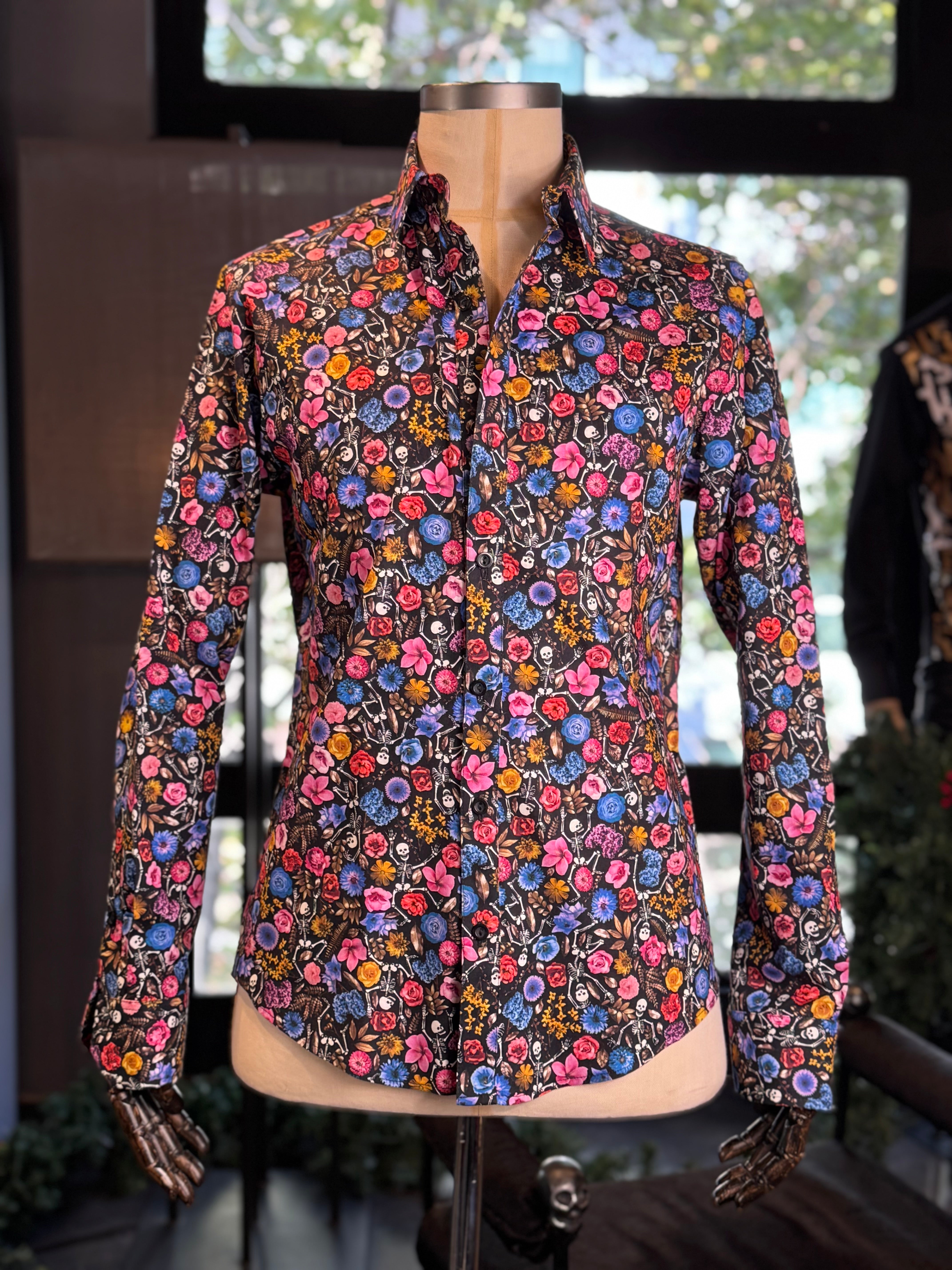 Camisa calavera flores