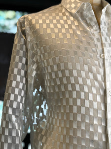 Camisa blanca cuadros transparente