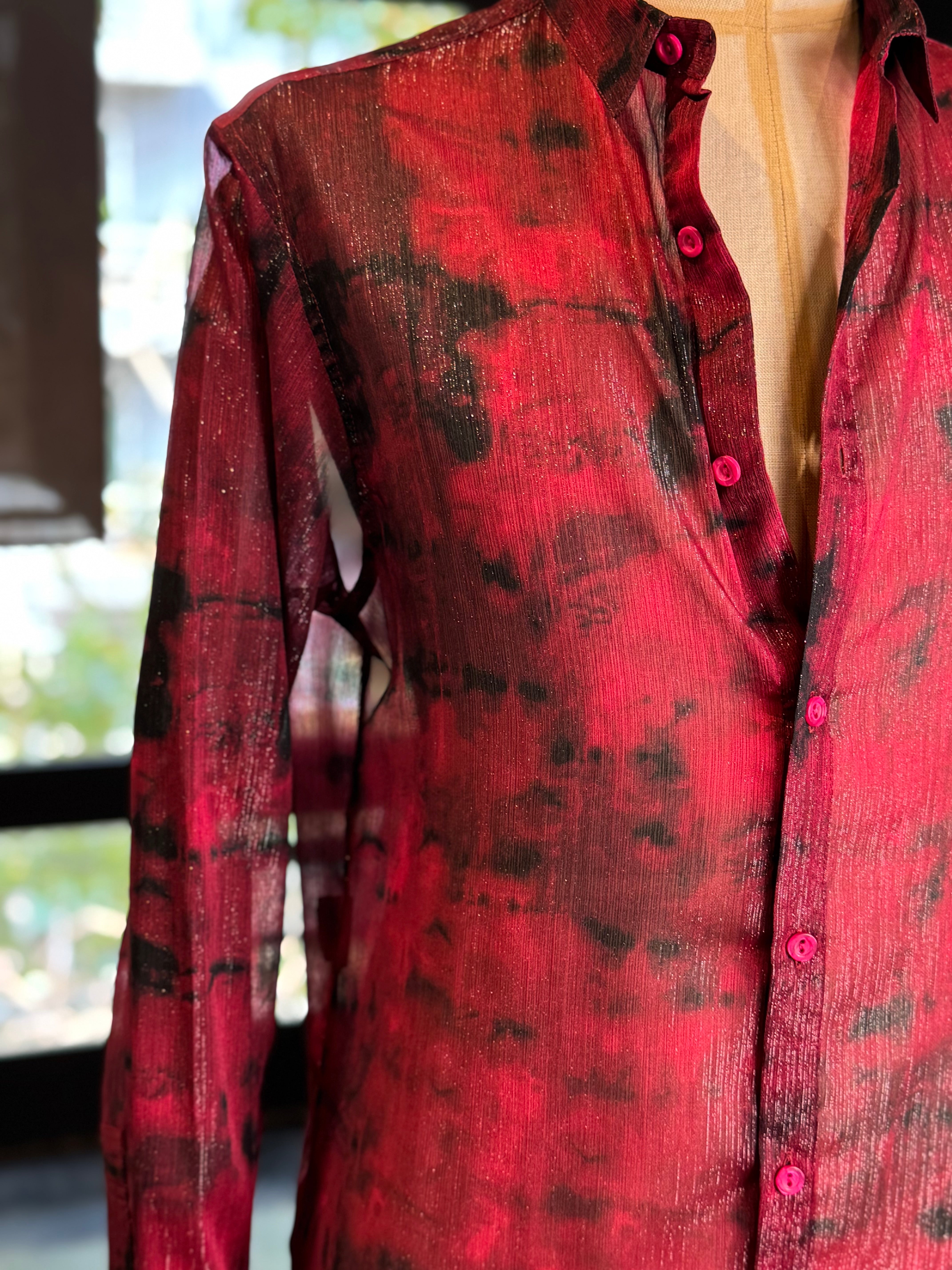 Camisa roja acuarela