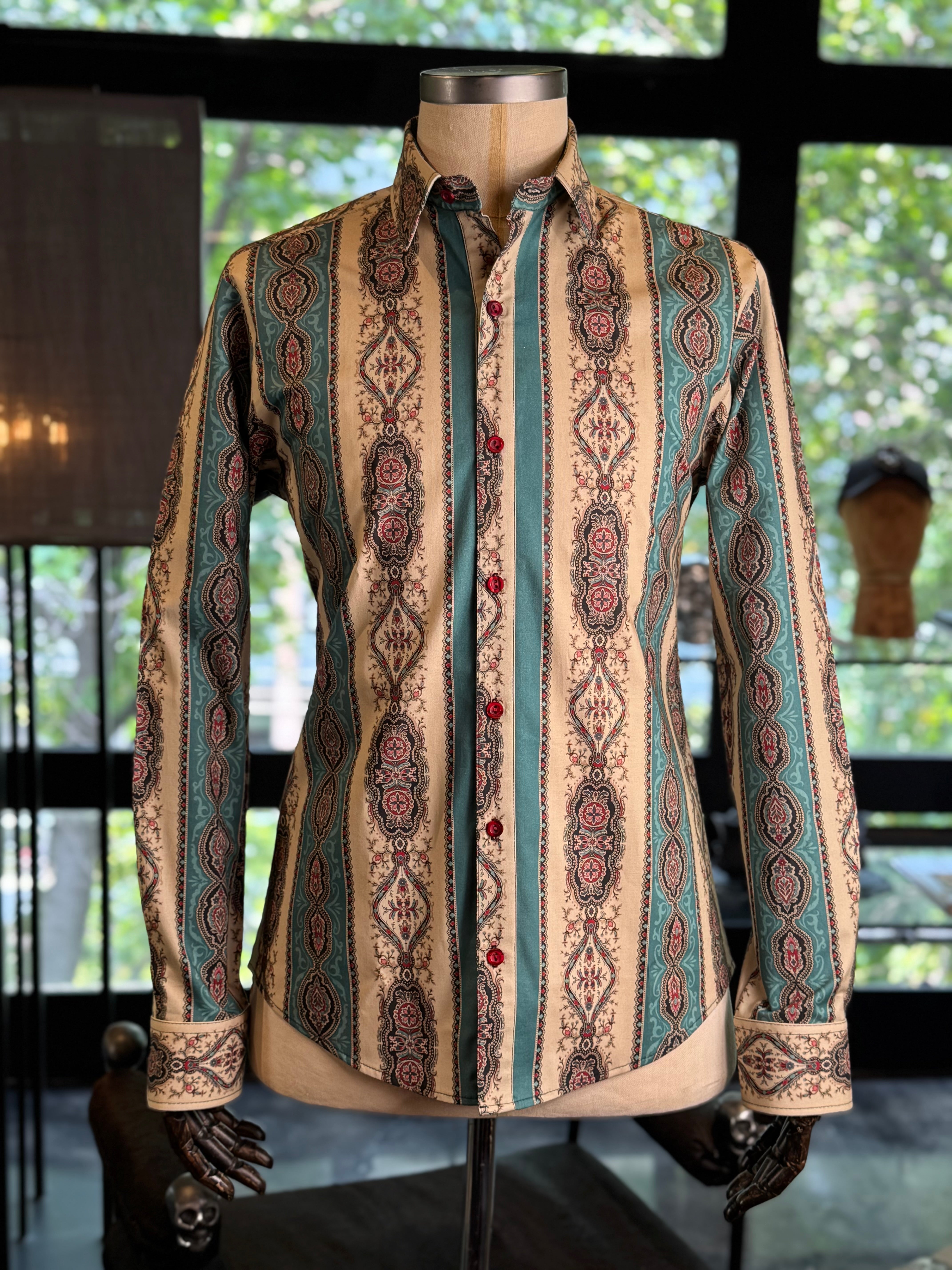 Camisa tapiz antiguo