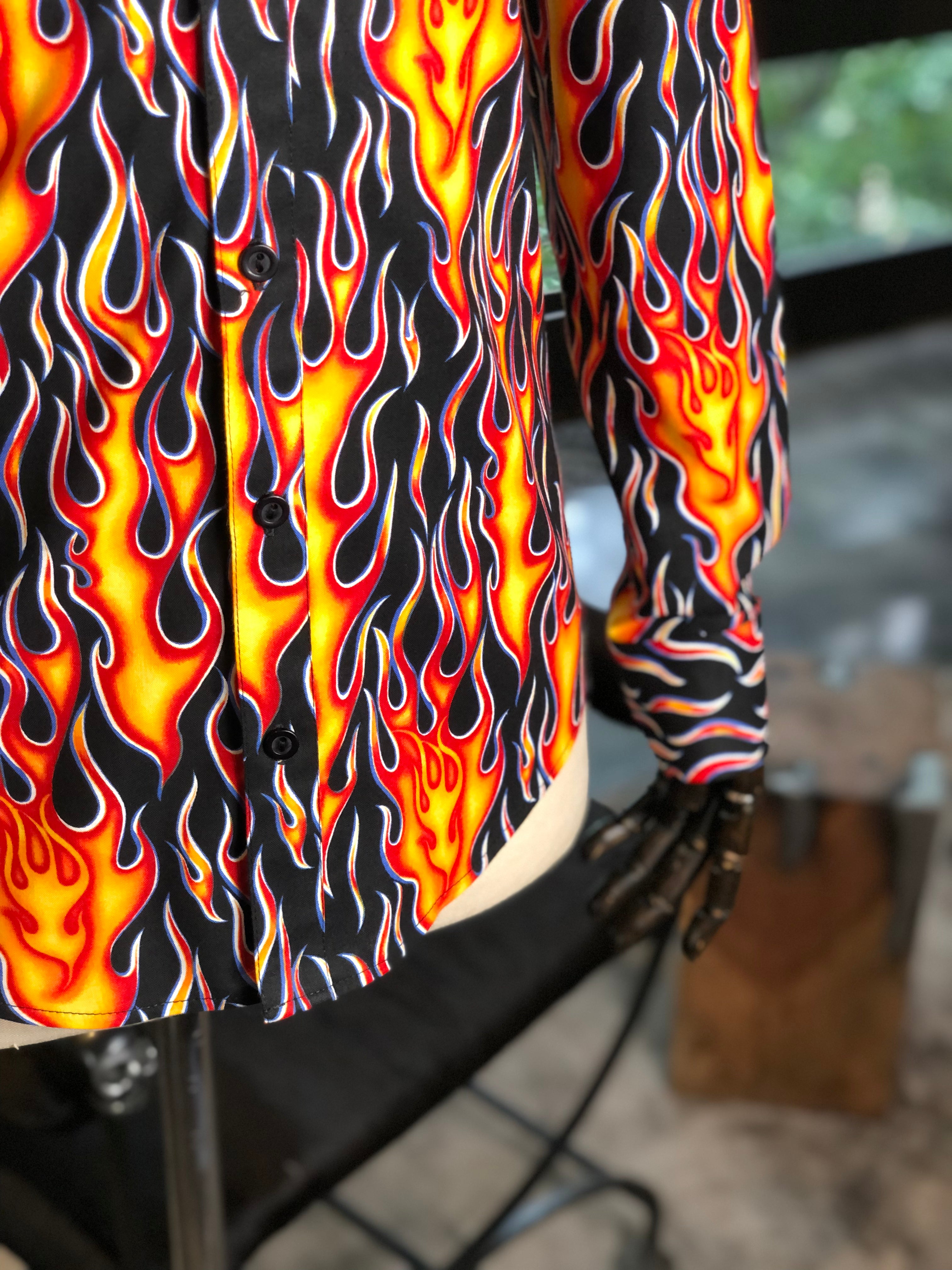 Camisa flamas